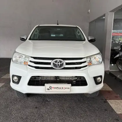 TOYOTA HILUX 2.8 STD 4X4 CD 16V DIESEL 4P MANUAL TOYOTA HILUX 2.8 STD 4X4 CD 16V DIESEL 4P MANUAL