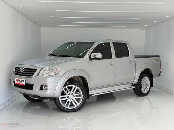 TOYOTA HILUX 2.7 SRV 4X4 CD 16V FLEX 4P AUTOMÁTICO