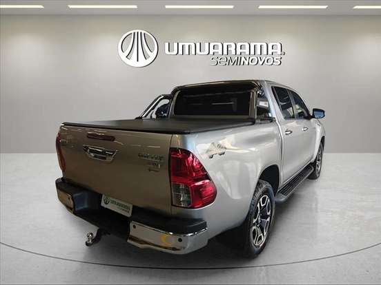 TOYOTA-HILUX-2022