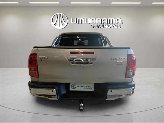 TOYOTA-HILUX-2.8 D-4D TURBO DIESEL CD SRV 4X4 AUTOMÁTICO TOYOTA-HILUX-2022