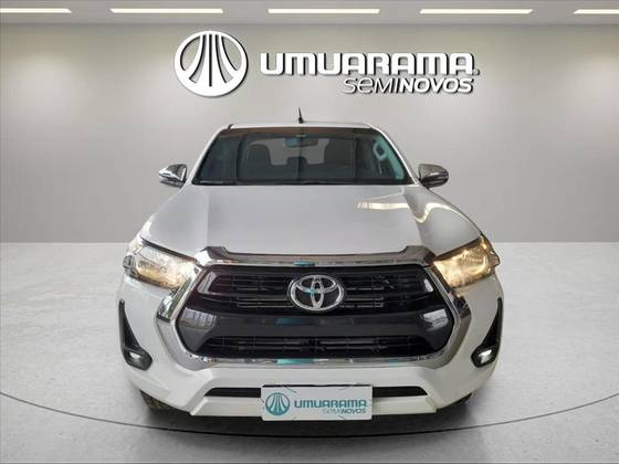 TOYOTA HILUX 2.8 D-4D TURBO DIESEL CD SRV 4X4 AUTOMÁTICO