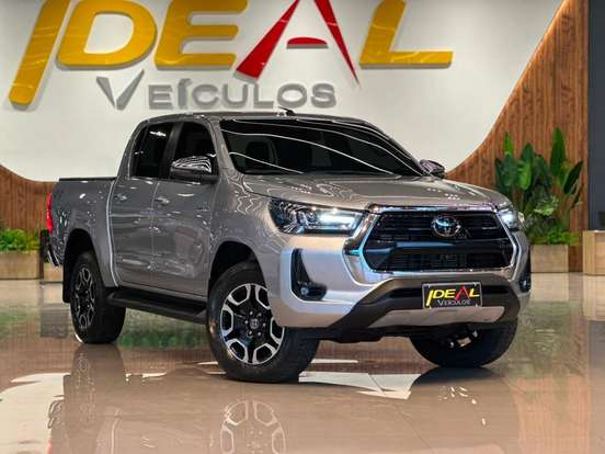 TOYOTA-HILUX-2025