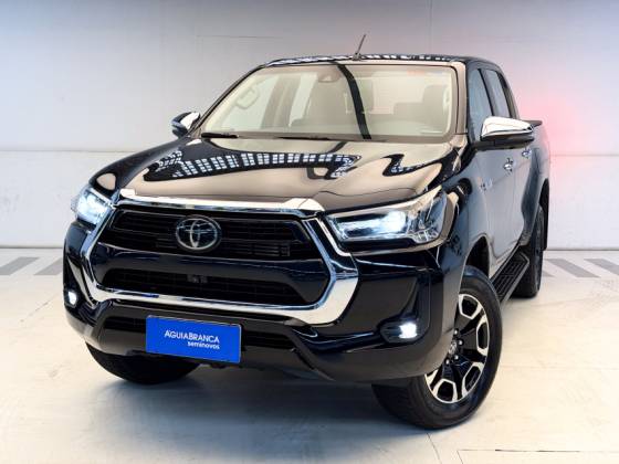 TOYOTA HILUX 2.8 D-4D TURBO DIESEL CD SRX 4X4 AUTOMÁTICO