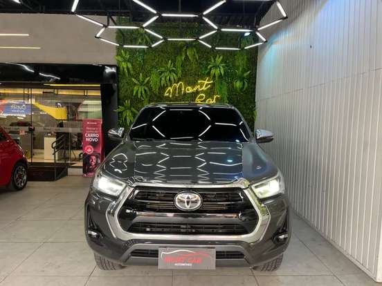 TOYOTA-HILUX-2.8 D-4D TURBO DIESEL CD SRX 4X4 AUTOMÁTICO TOYOTA-HILUX-2021