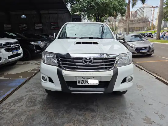 TOYOTA-HILUX-3.0 SRV TOP 4X4 CD 16V TURBO INTERCOOLER DIESEL 4P AUTOMÁTICO TOYOTA-HILUX-2015