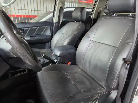 TOYOTA-HILUX-2015