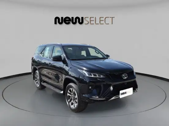 TOYOTA-HILUX SW4-2025