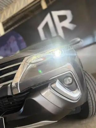 TOYOTA-HILUX SW4-2.8 SRX 4X4 7 LUGARES 16V TURBO INTERCOOLER DIESEL 4P AUTOMÁTICO TOYOTA-HILUX SW4-2018