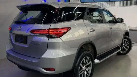 TOYOTA-HILUX SW4-2018