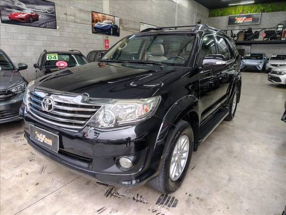 TOYOTA HILUX SW4 2.7 SR 4X2 16V FLEX 4P AUTOMÁTICO