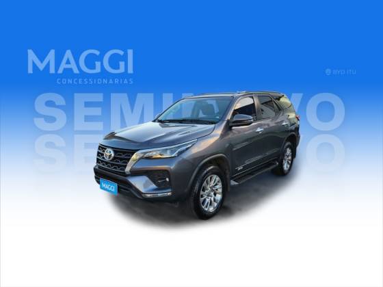 TOYOTA HILUX SW4 2.7 VVT-i FLEX SR 4X2 AUTOMÁTICO