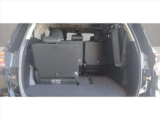 TOYOTA-HILUX SW4-2023