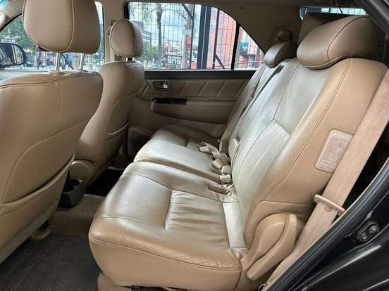 TOYOTA-HILUX SW4-3.0 SRV 4X4 7 LUGARES 16V TURBO INTERCOOLER DIESEL 4P AUTOMÁTICO TOYOTA-HILUX SW4-2012