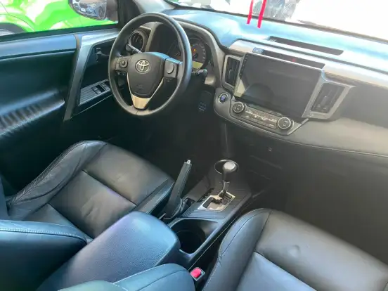 TOYOTA-RAV4-2013