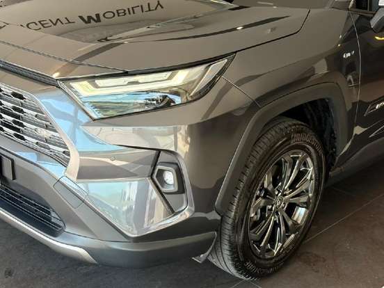 TOYOTA-RAV4-2025