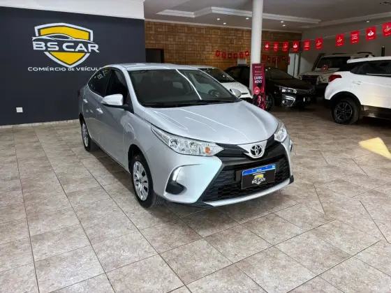 TOYOTA YARIS 1.5 16V FLEX SEDAN XL MULTIDRIVE