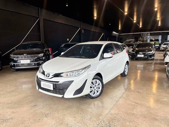 TOYOTA YARIS 1.3 16V FLEX XL LIVE MULTIDRIVE