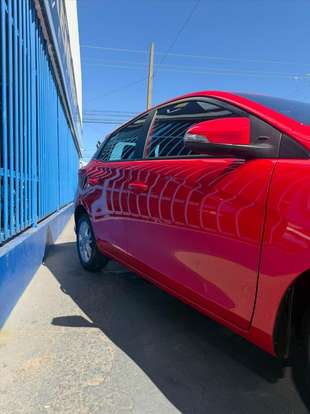 TOYOTA-YARIS-2018