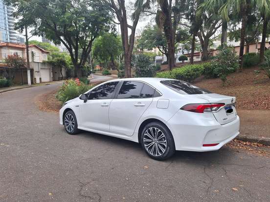 TOYOTA-COROLLA-2022