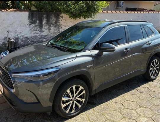 TOYOTA-COROLLA CROSS-2023