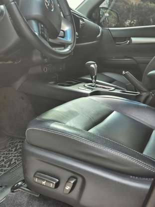 TOYOTA-HILUX-2019