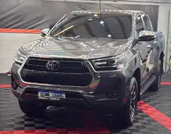 TOYOTA HILUX 2.8 D-4D TURBO DIESEL CD SRX 4X4 AUTOMÁTICO TOYOTA HILUX 2.8 D-4D TURBO DIESEL CD SRX 4X4 AUTOMÁTICO