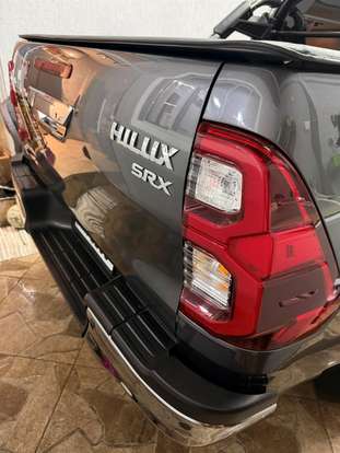 TOYOTA-HILUX-2020
