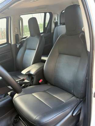 TOYOTA-HILUX-2019