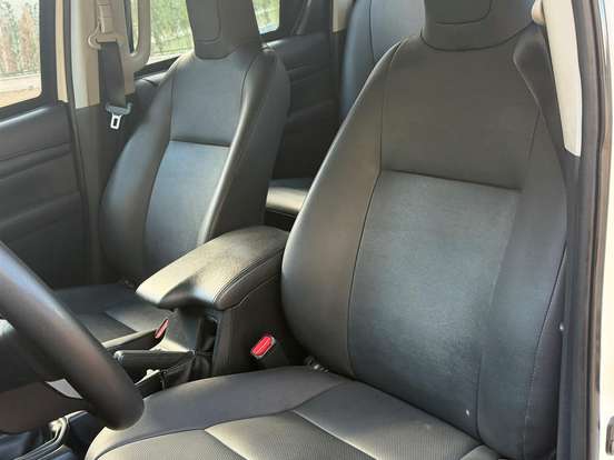 TOYOTA-HILUX-2.8 STD 4X4 CD 16V DIESEL 4P MANUAL TOYOTA-HILUX-2019