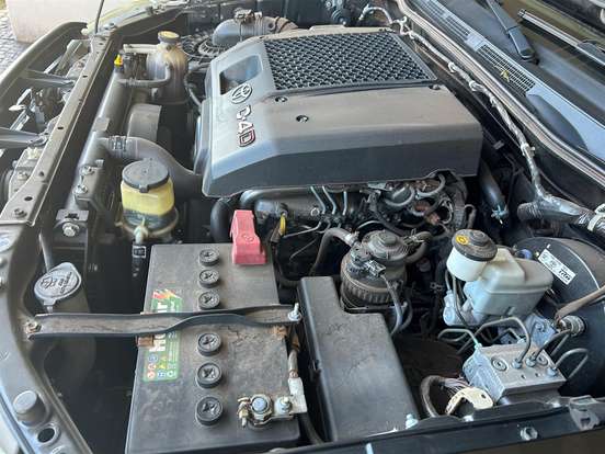 TOYOTA-HILUX SW4-3.0 SRV 4X4 16V TURBO INTERCOOLER DIESEL 4P AUTOMÁTICO TOYOTA-HILUX SW4-2008