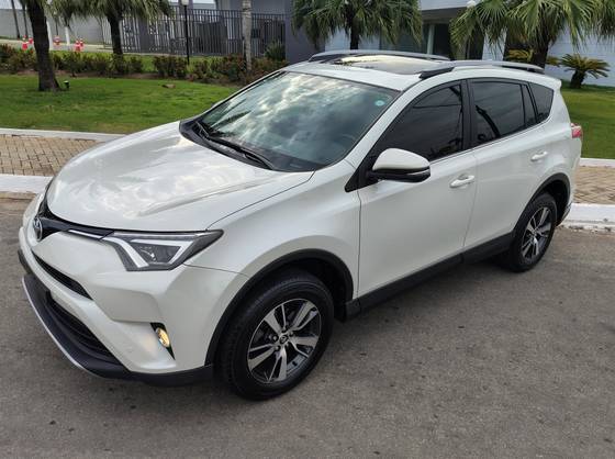 TOYOTA RAV4 2.0 TOP 4X2 16V GASOLINA 4P AUTOMÁTICO
