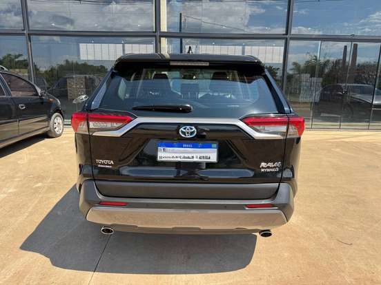 TOYOTA-RAV4-2020
