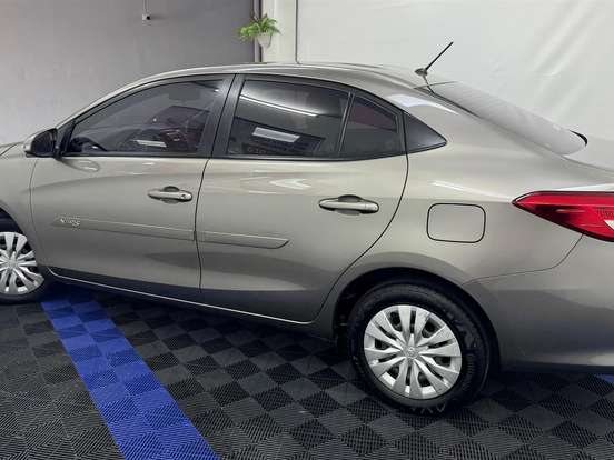TOYOTA-YARIS-1.5 16V FLEX SEDAN XL MULTIDRIVE TOYOTA-YARIS-2019