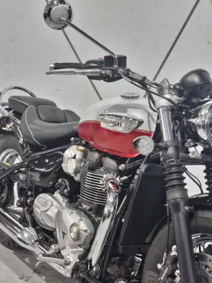 TRIUMPH-BONNEVILLE SPEEDMASTER-2025