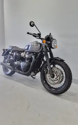 TRIUMPH-BONNEVILLE T120 BLACK 1200 TRIUMPH-BONNEVILLE T120 BLACK 1200-2024