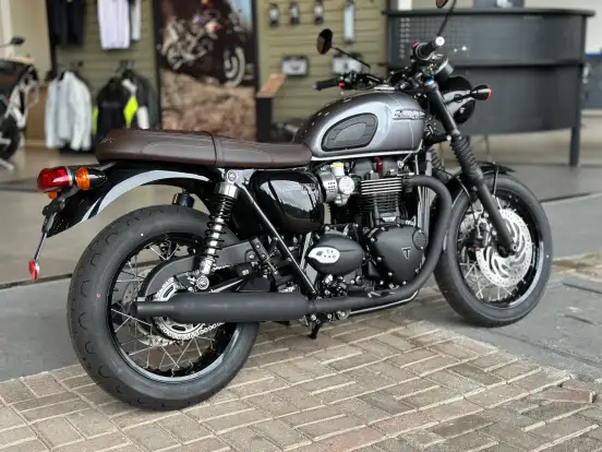 TRIUMPH-BONNEVILLE T120 BLACK 1200 TRIUMPH-BONNEVILLE T120 BLACK 1200-2025
