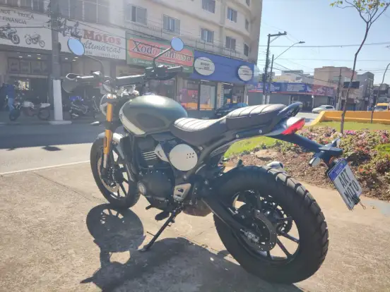 TRIUMPH-SCRAMBLER 400 X-2025