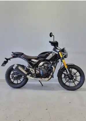 TRIUMPH SCRAMBLER 400 X 