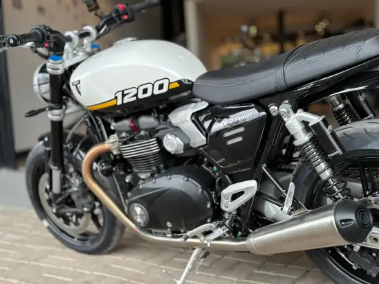 TRIUMPH-SPEED TWIN-2025