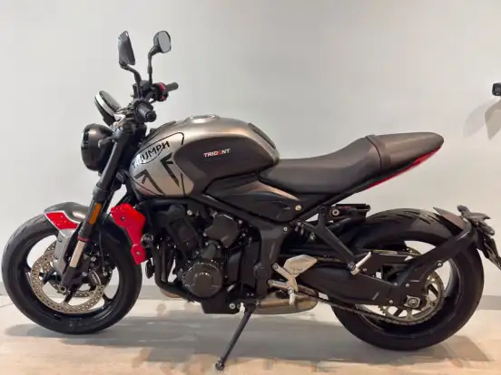 TRIUMPH-TRIDENT 660 TRIUMPH-TRIDENT 660-2023