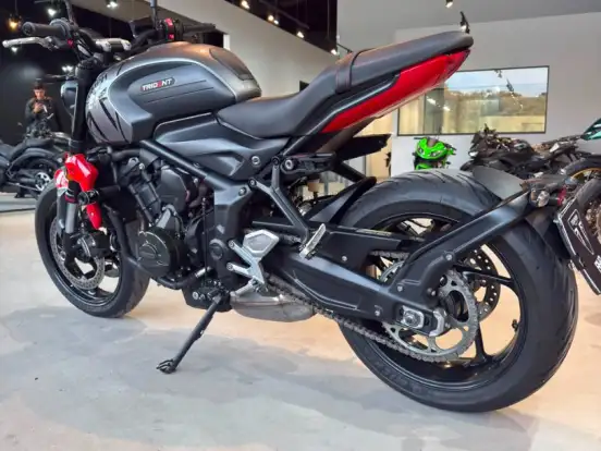TRIUMPH-TRIDENT 660 TRIUMPH-TRIDENT 660-2023
