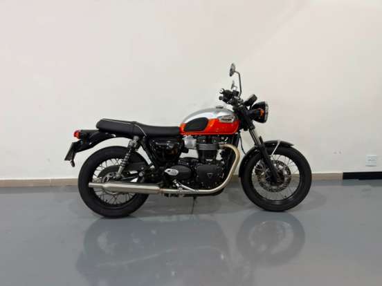 TRIUMPH-BONNEVILLE T100 900-2024