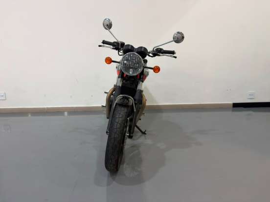 TRIUMPH-BONNEVILLE T100 900-2024