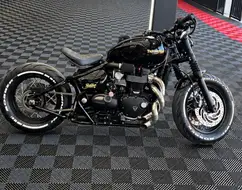 TRIUMPH BONNEVILLE BOBBER 1200 TRIUMPH BONNEVILLE BOBBER 1200