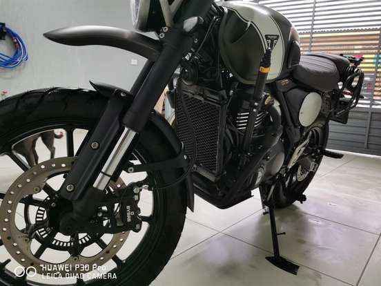 TRIUMPH-SCRAMBLER 400 X-2024