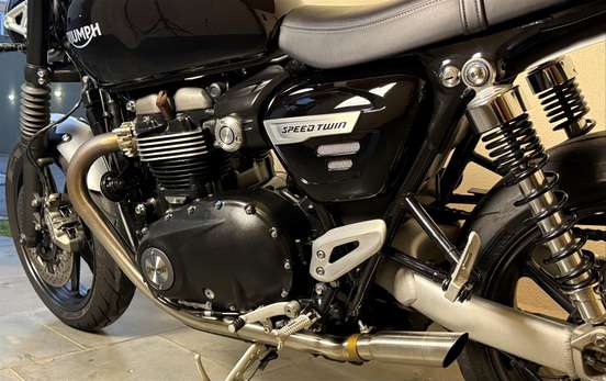 TRIUMPH-SPEED TWIN-2020