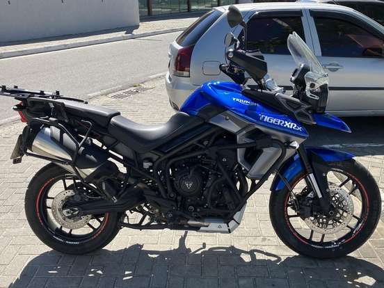 TRIUMPH-TIGER 800 XRX TRIUMPH-TIGER 800 XRX-2015
