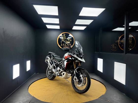 TRIUMPH TIGER 900 RALLY PRO 