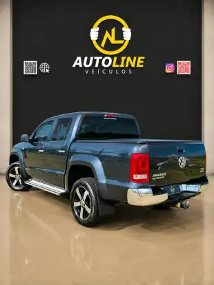 VOLKSWAGEN-AMAROK-2014