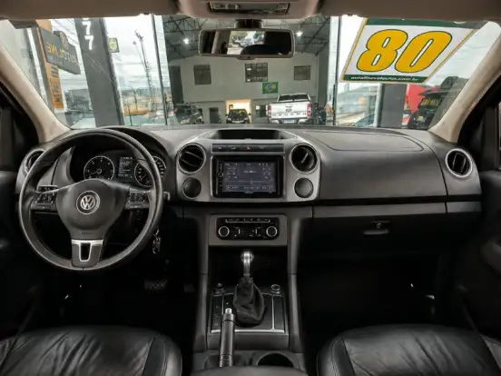 VOLKSWAGEN-AMAROK-2.0 HIGHLINE 4X4 CD 16V TURBO INTERCOOLER DIESEL 4P AUTOMÁTICO VOLKSWAGEN-AMAROK-2014